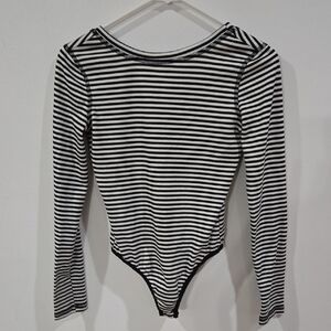 Nasty Gal Sz Small Womens Black and White Striped Bodysuit